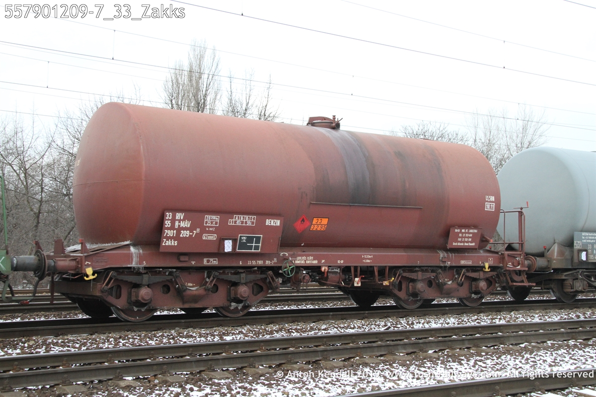 557901209-7_33_Zakks.JPG